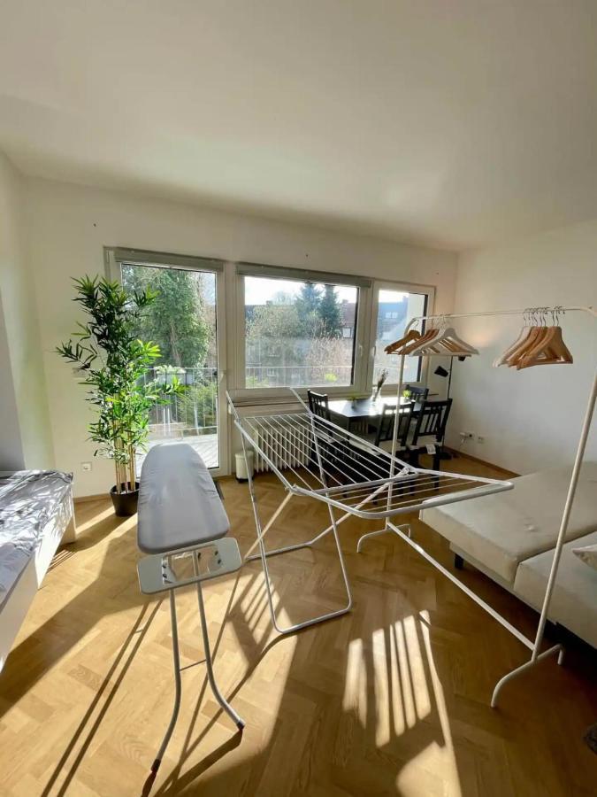 Cozy Apartment With Kitchen + Balcony New! Essen Exterior photo